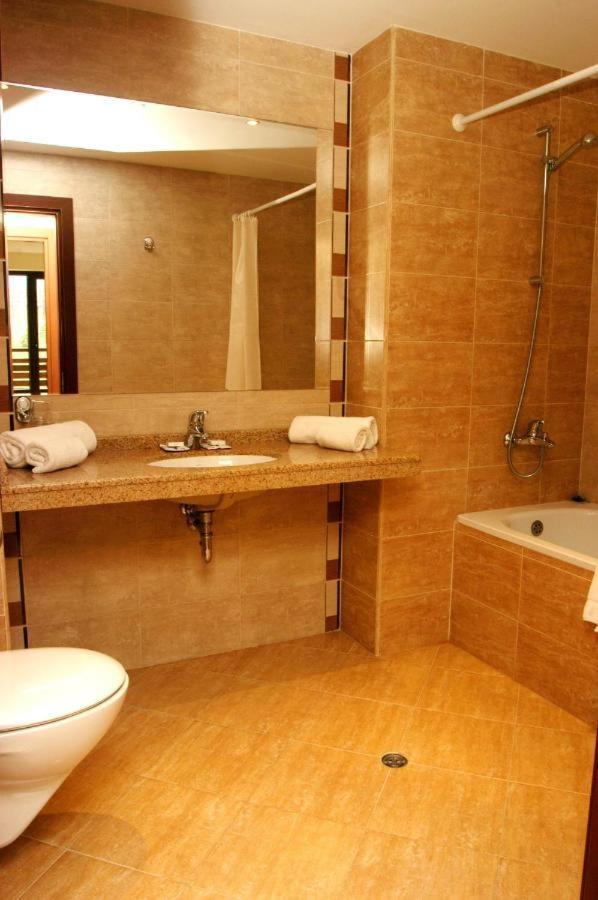 בנסקו The View Apartment, Terra Complex Neighbour Building מראה חיצוני תמונה